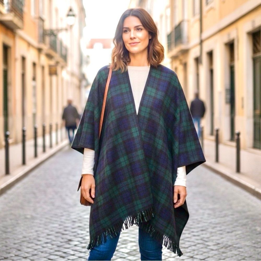 ✔️ Preston & York TIME TO SLEIGH Heather Shawl in Blue and Green Plaid